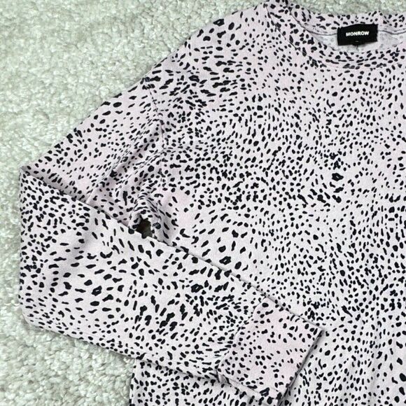 MONROW Mini Cheetah Print Lightweight Cropped Long Sleeve Tee - Picture 7 of 8